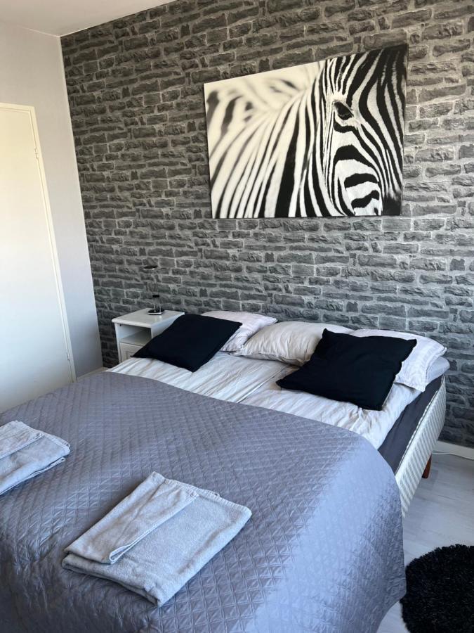 Kemi City L Near Snowcastle, 2 Rooms, Kitchen, Glazed Balcony, Free Parking On Street 外观 照片