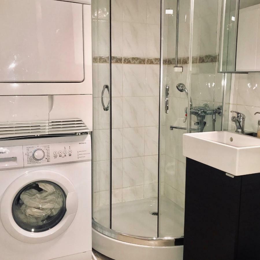 Kemi City L Near Snowcastle, 2 Rooms, Kitchen, Glazed Balcony, Free Parking On Street 外观 照片