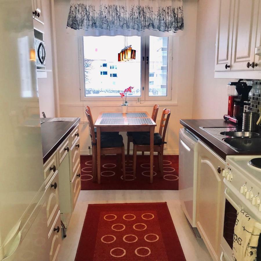 Kemi City L Near Snowcastle, 2 Rooms, Kitchen, Glazed Balcony, Free Parking On Street 外观 照片